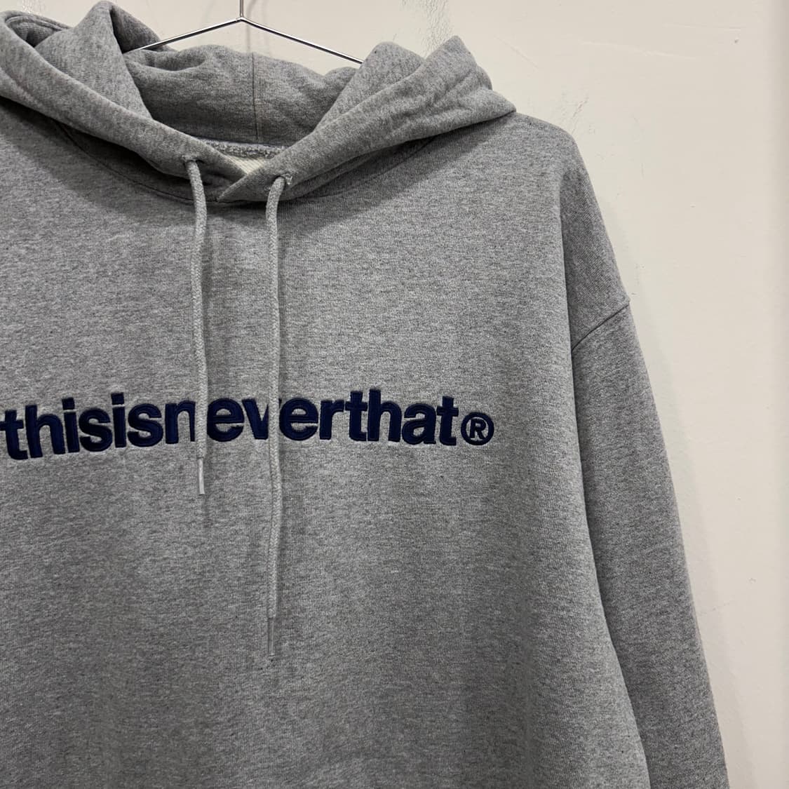 디스이즈네버댓 클래식 로고 헤비코튼 후드티 상품이미지1