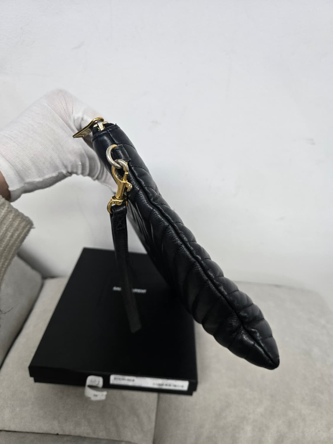 [보증서 정품] 입생로랑 마틀라세 클러치 라지 상품이미지3