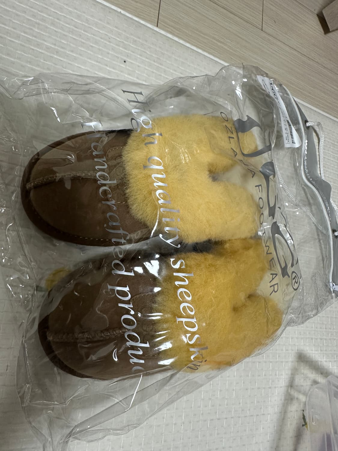 오즈웨어 호주어그 코케트 체스넛 230 팝니다. 상품이미지1