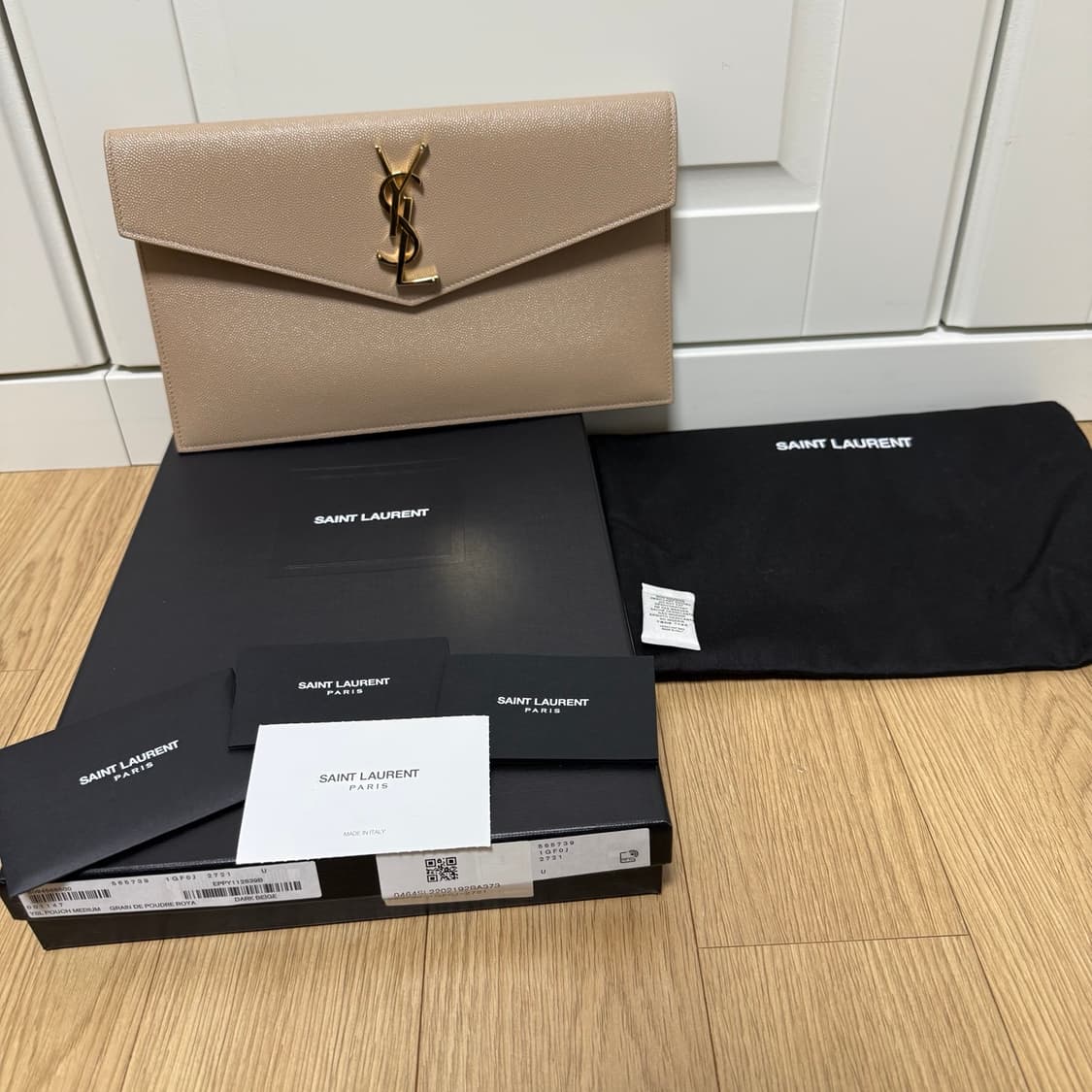 (새상품) 생로랑 업타운 엔벨로프 클러치 다크베이지 상품이미지2