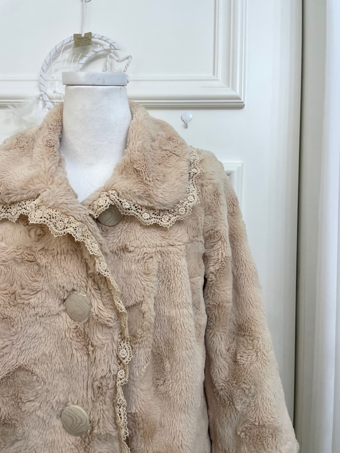beige lace trim collar fairy fur jacket 상품이미지7