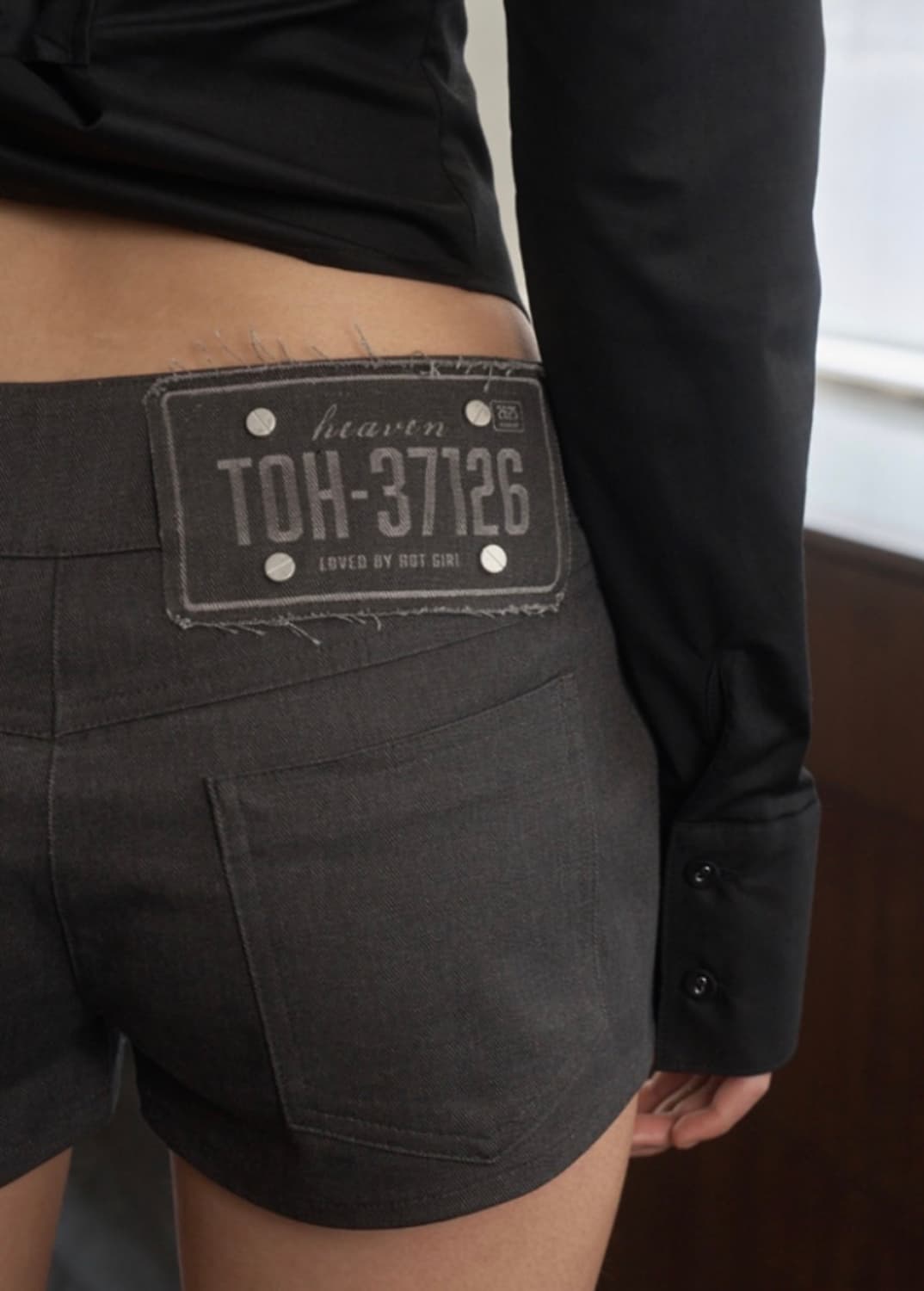 Toh 티오에이치 Regina micro shorts 상품이미지3