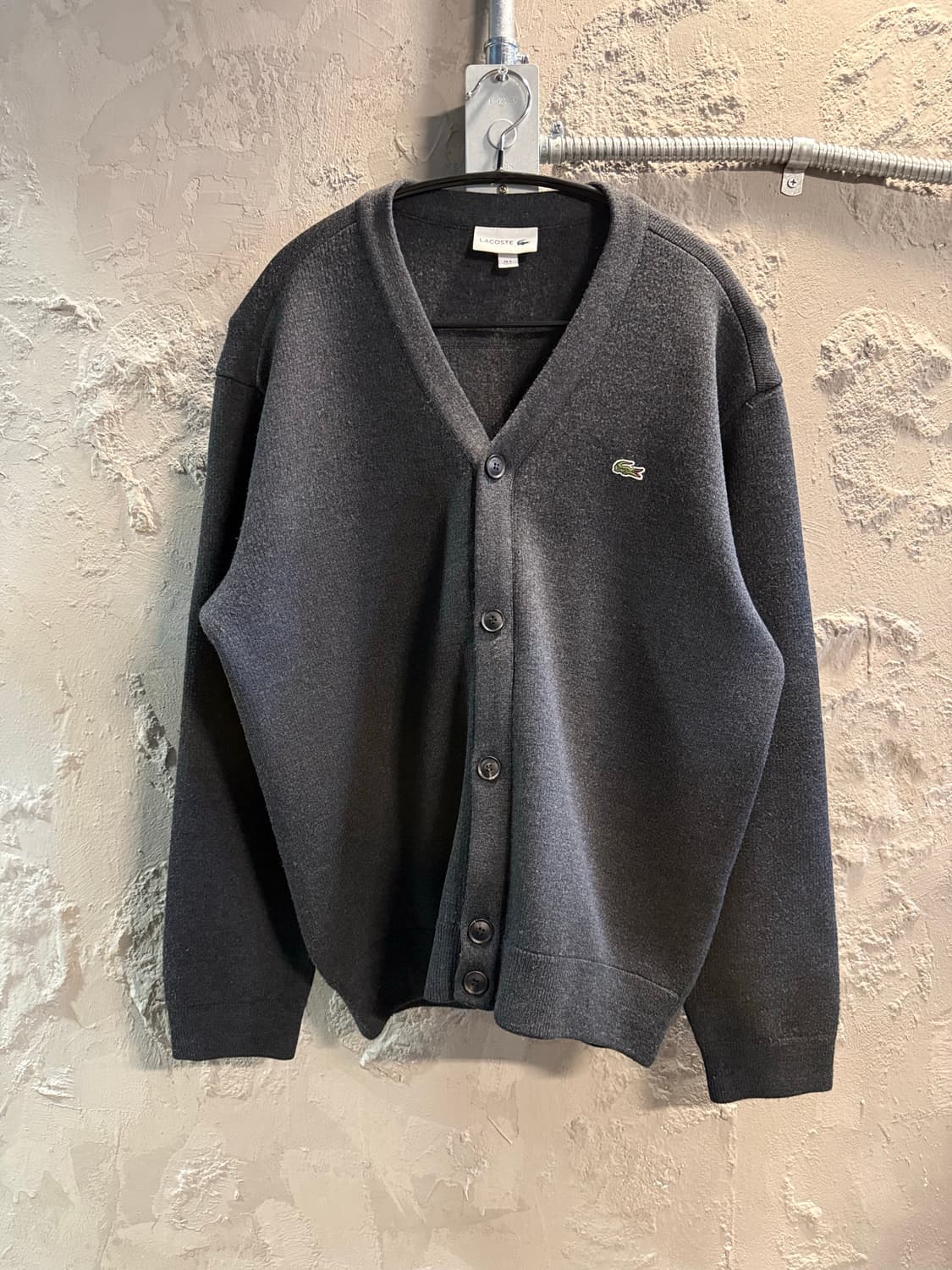 L 라코스테 LACOSTE 울 100% 브이넥 가디건 차콜 상품이미지1