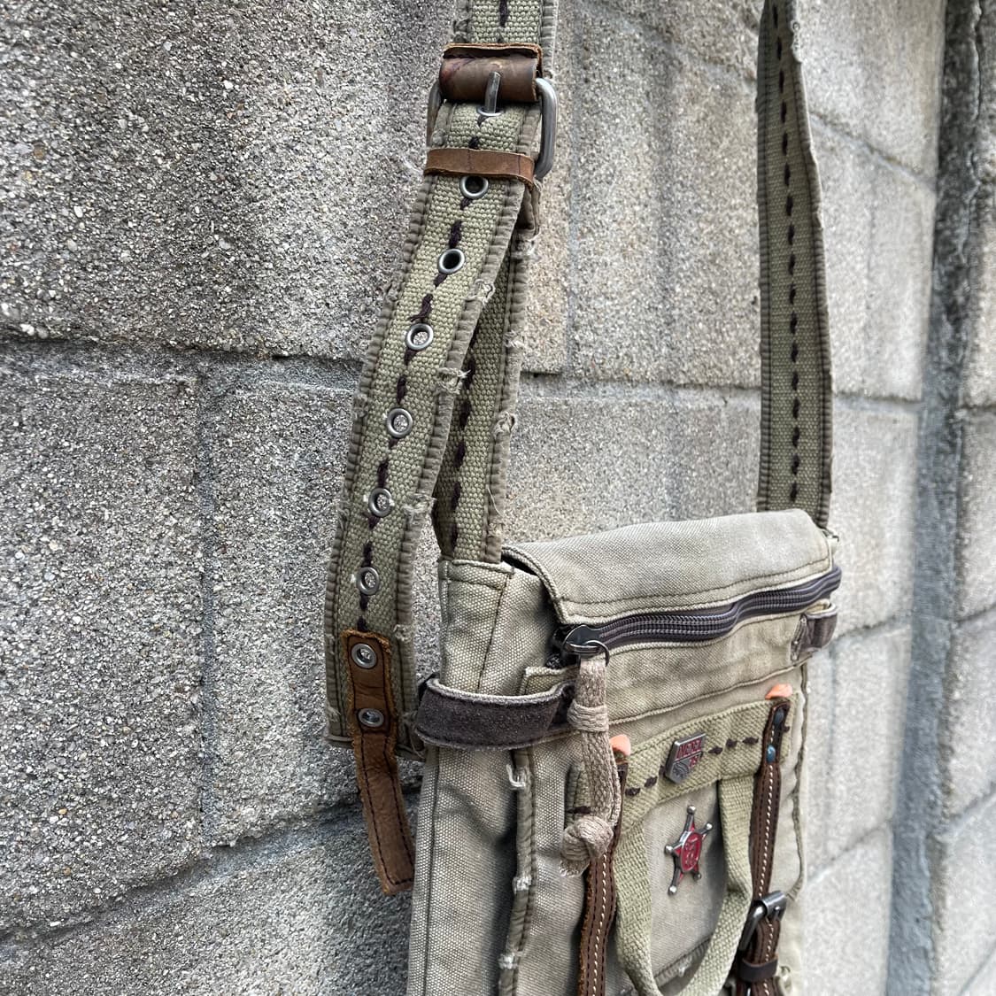 [OS] DIESEL 빈티지 밀리터리 크로스백 님여 상품이미지4