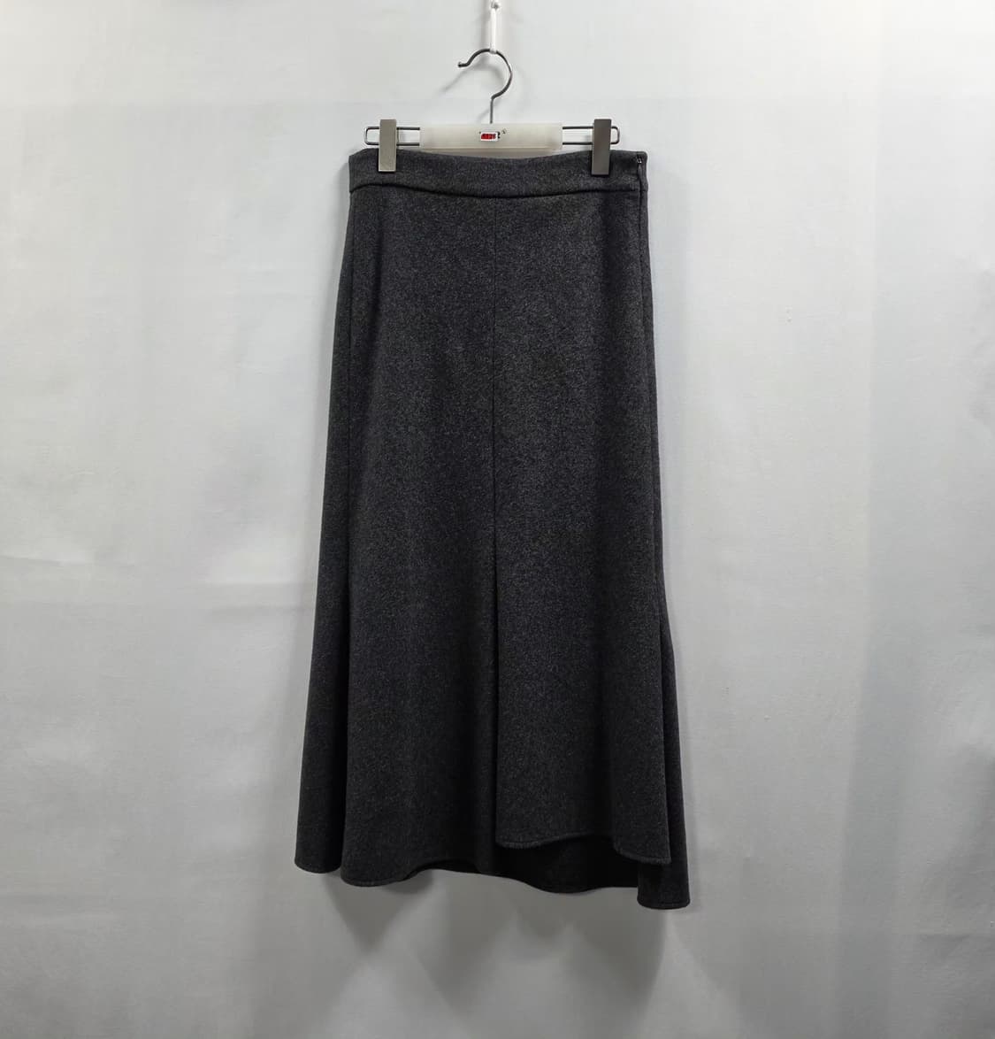 1136 랑방컬렉션 울 캐시미어 스커트 55~66 / 차콜 / 22년 상품이미지1