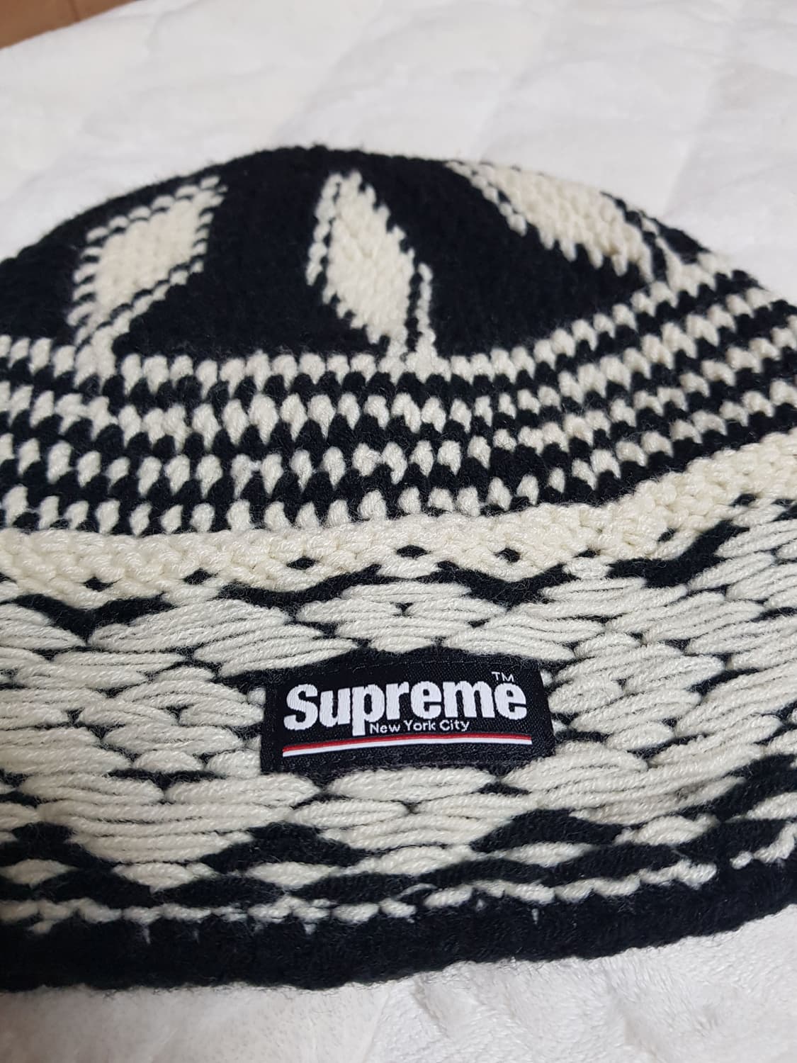 슈프림 다이아몬드 비니 모자 블랙 24FW 상품이미지3
