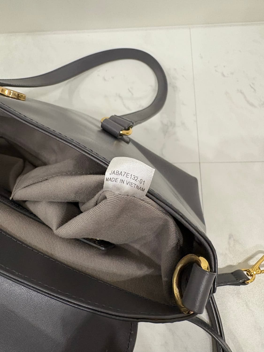 질스튜어트 그레이사첼토트백 상품이미지6