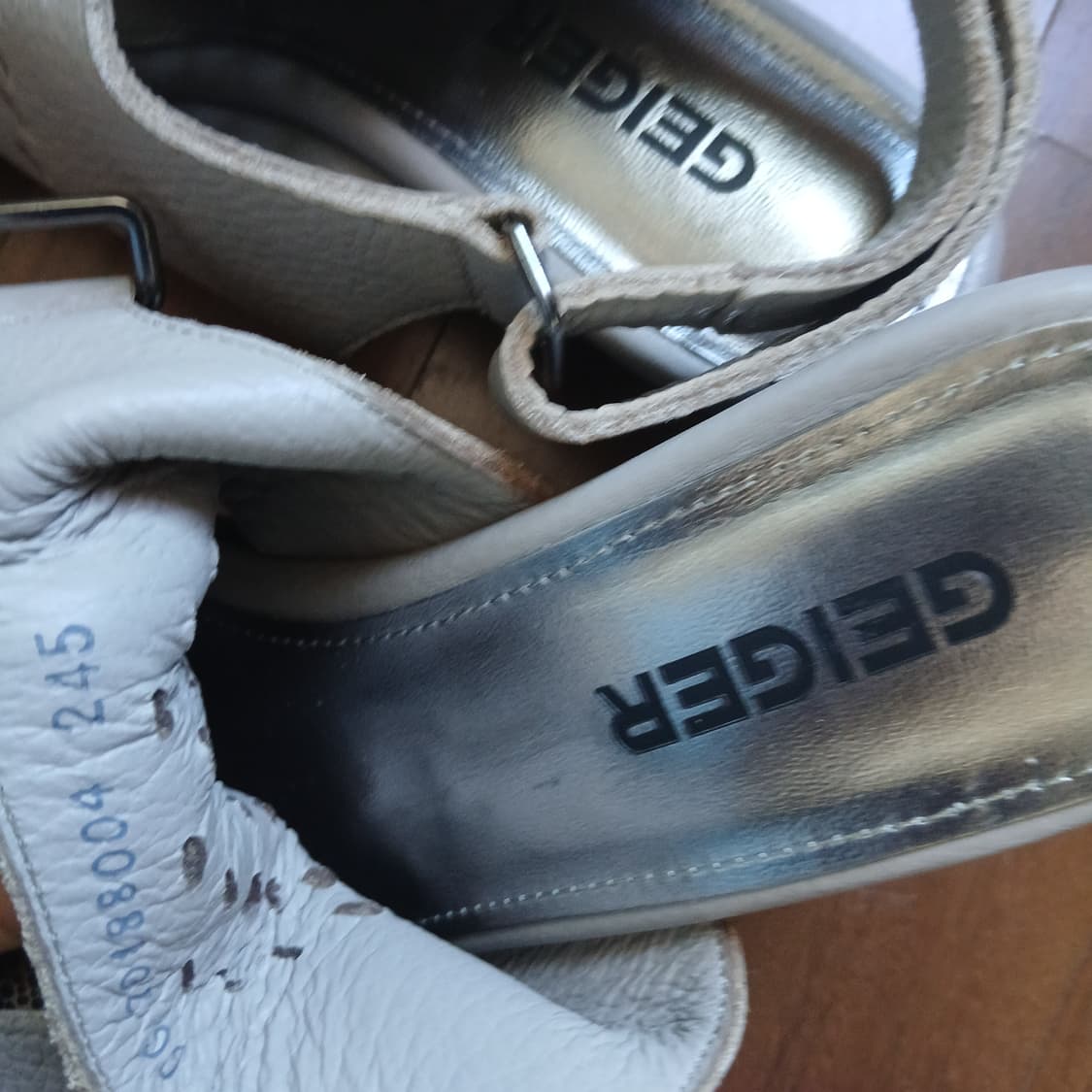 26-4가이거 가죽샌들 245 상품이미지2