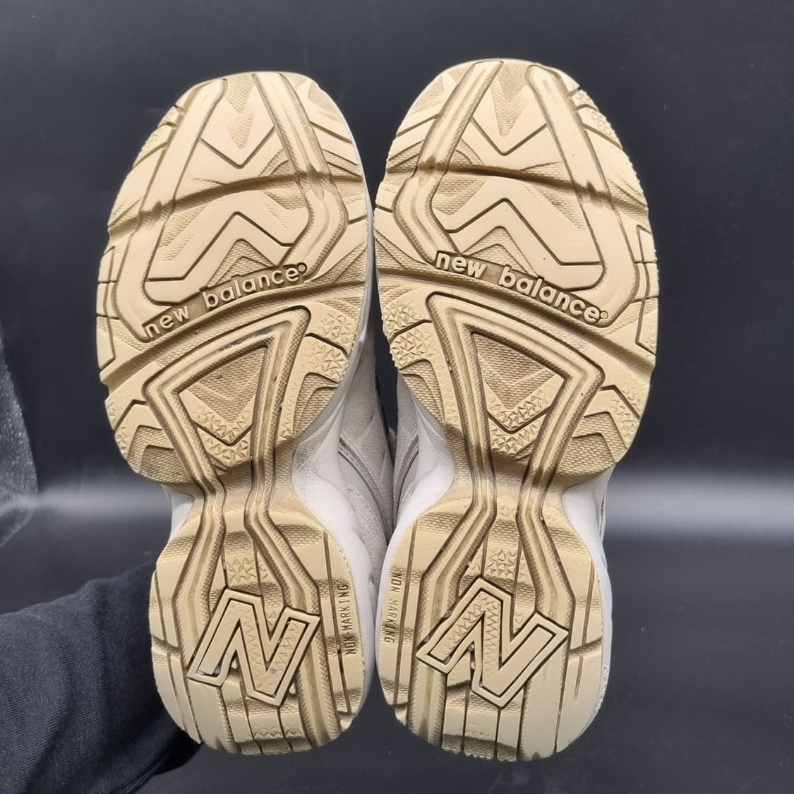 뉴발란스 452 여성운동화235 상품이미지3