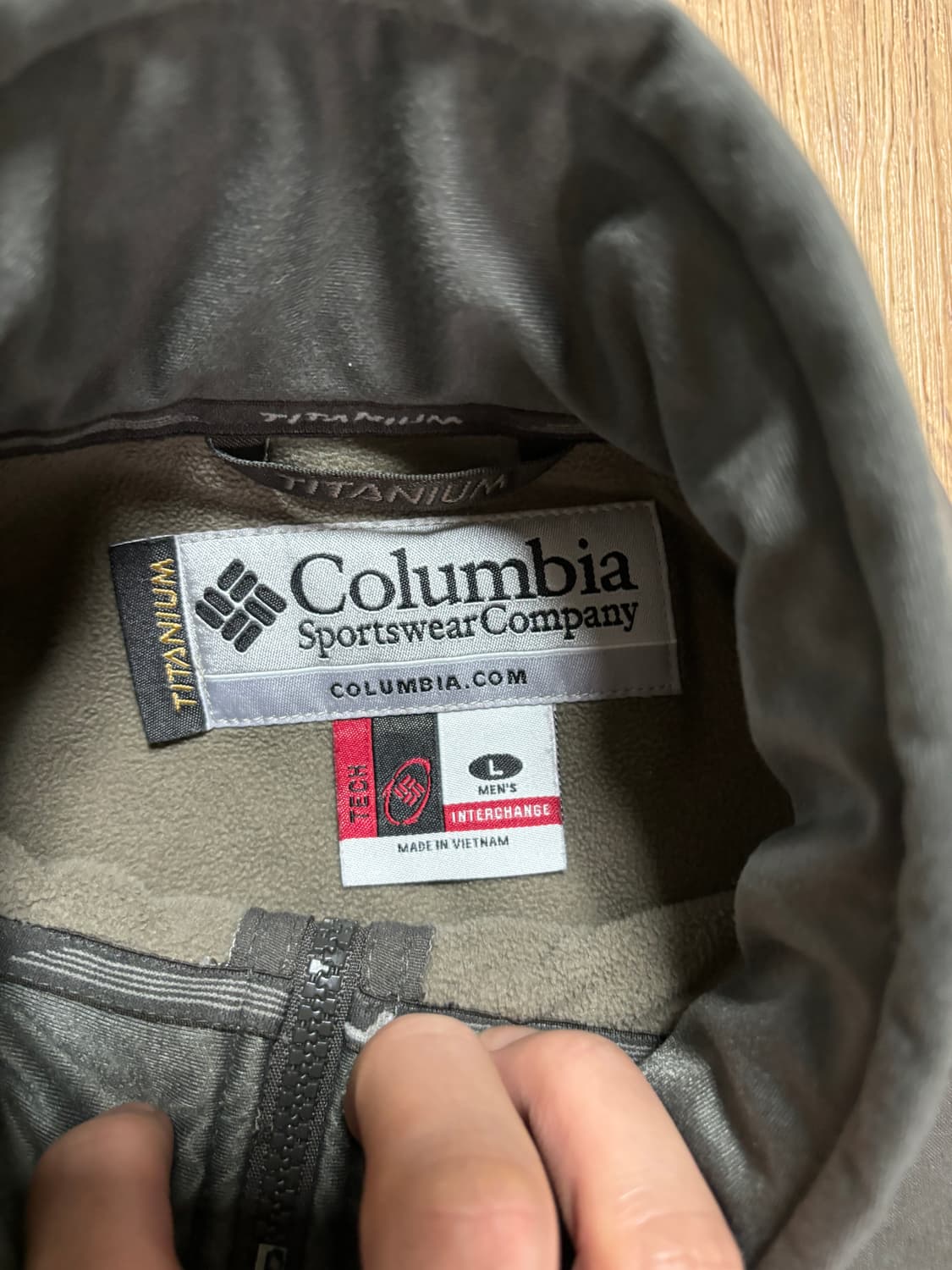 콜롬비아 티타늄 후리스자켓 L 상품이미지3