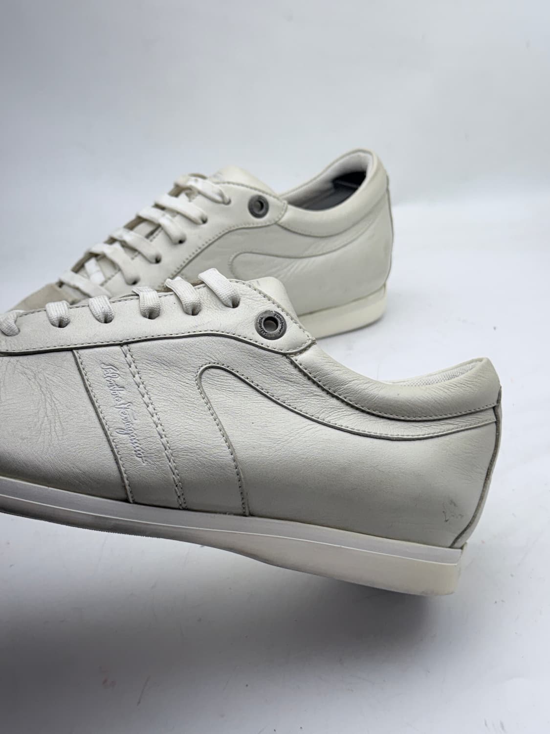 정품)페라가모260/265 상품이미지3