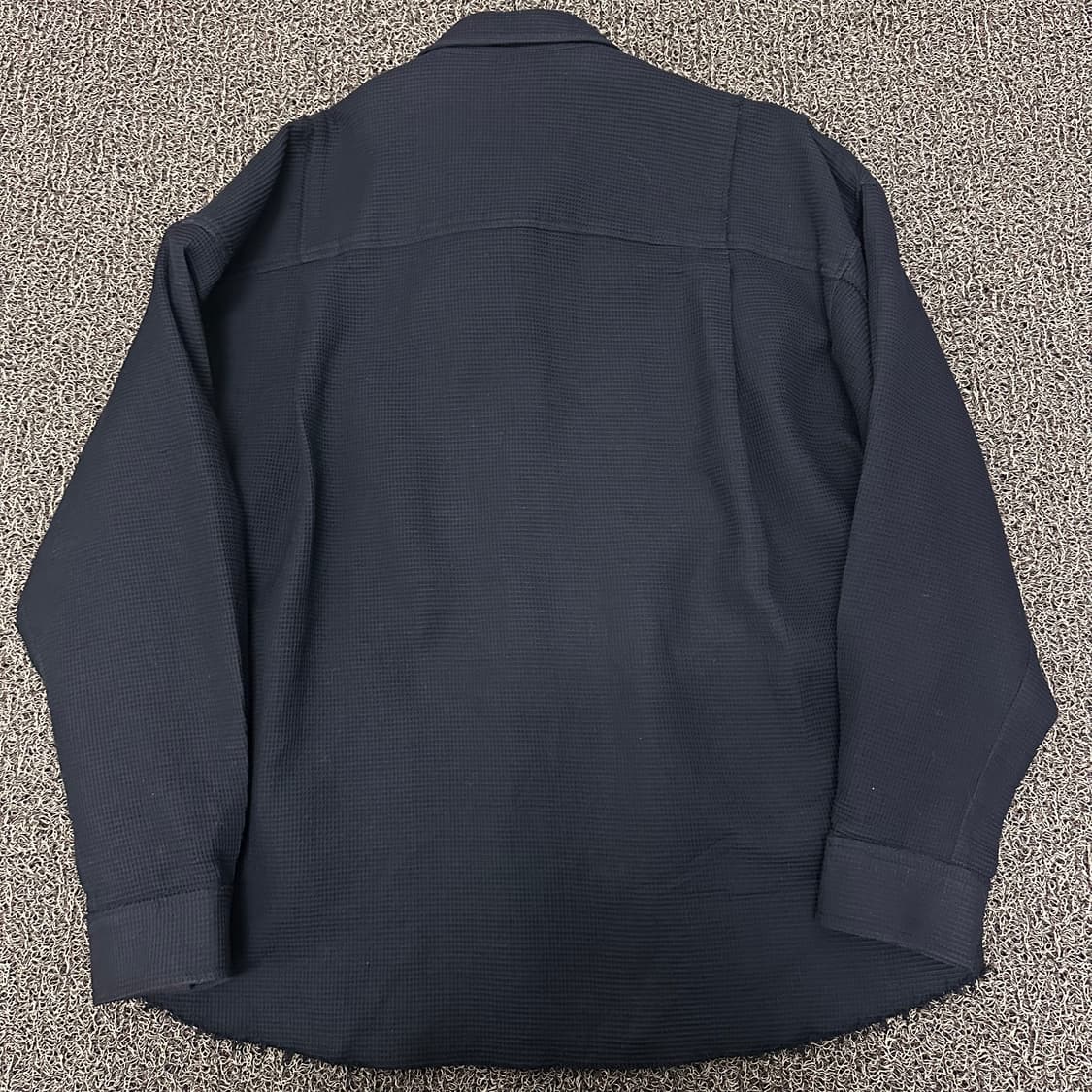 coor 쿠어 컷오프 오가닉 코튼 아우터 셔츠 블랙 상품이미지6