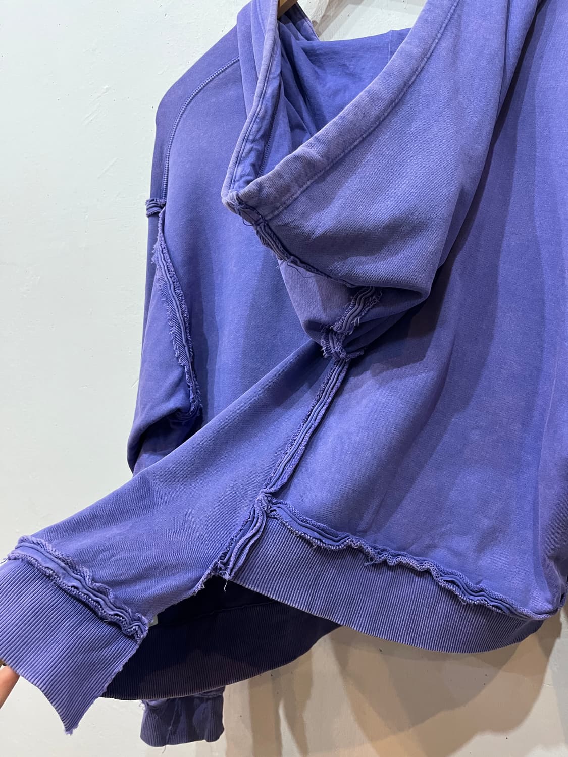 DIESEL 디젤 F-MIKKY 워시드 언발 후드티 우먼즈 상품이미지7