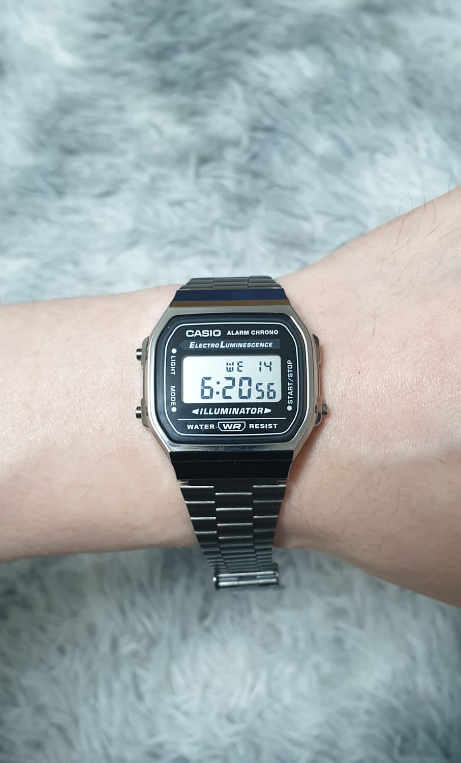 카시오 casio A168WGG-1A 차콜 상품이미지2