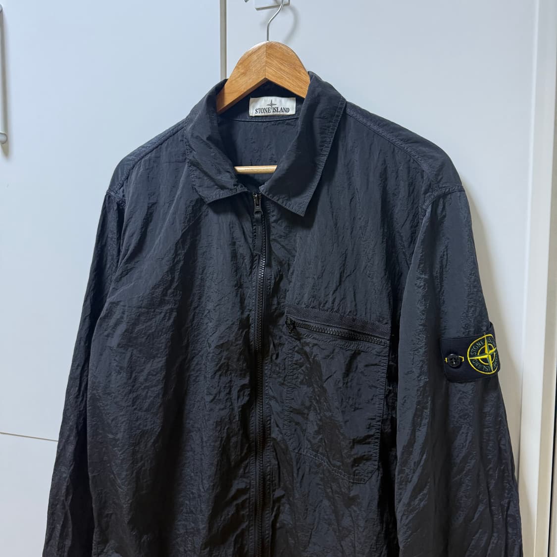 스톤아일랜드 나일론 바람막이 자켓
XL사이즈  상품이미지2