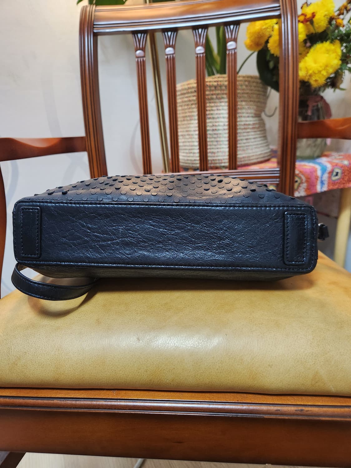 한섬루즈앤운지 블랙 체인 숄더백 가방 상품이미지8