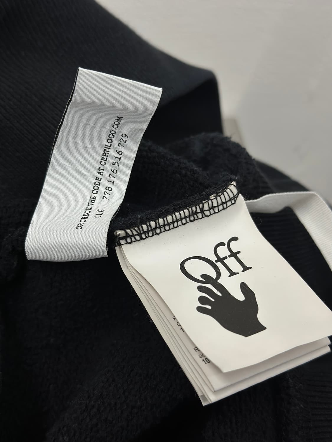 오프화이트 카라바조 블랙 애로우 후드 티셔츠  상품이미지8