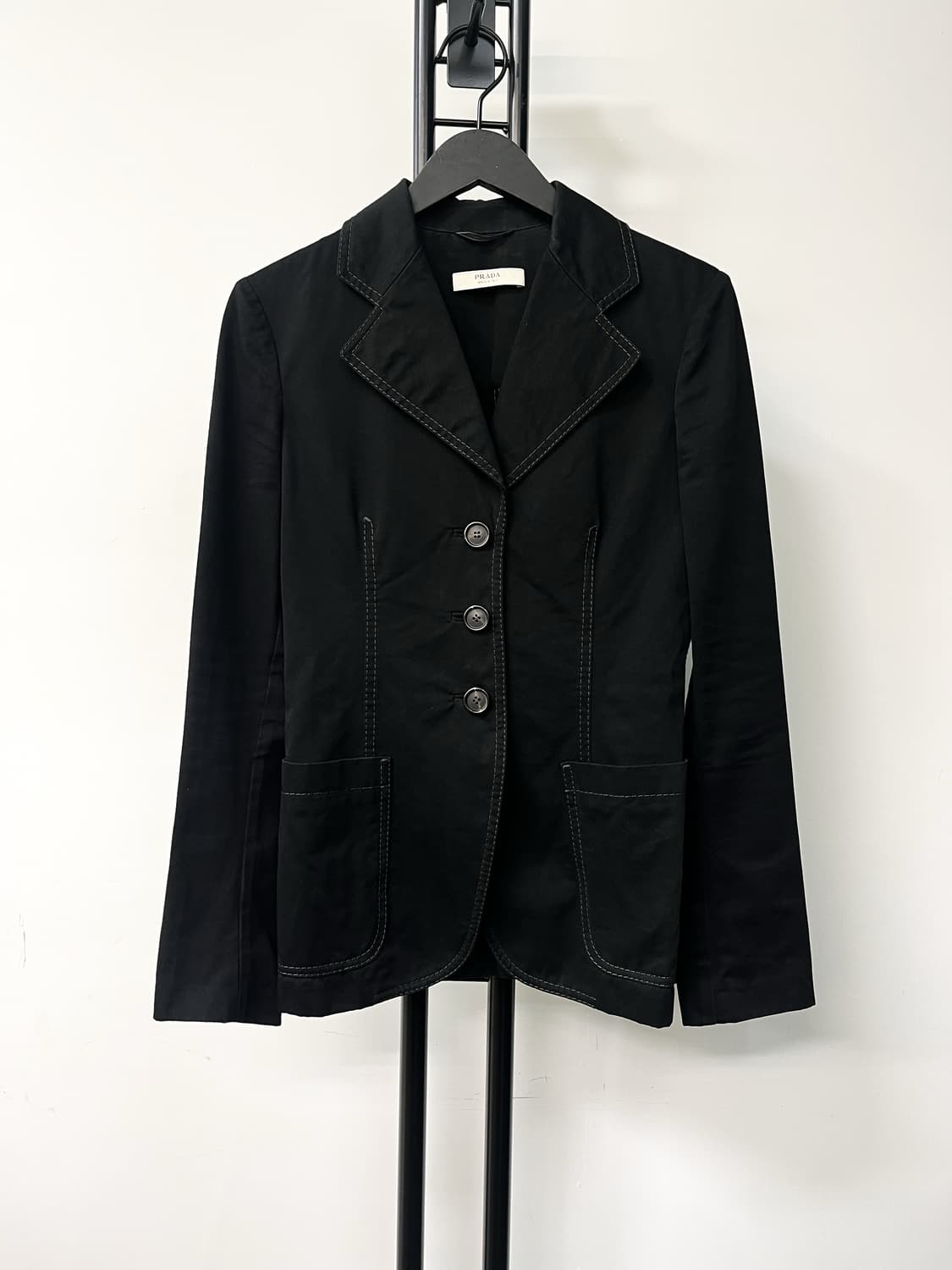 프라다 3B 콘트라스트 스티치 블레이저 상품이미지1