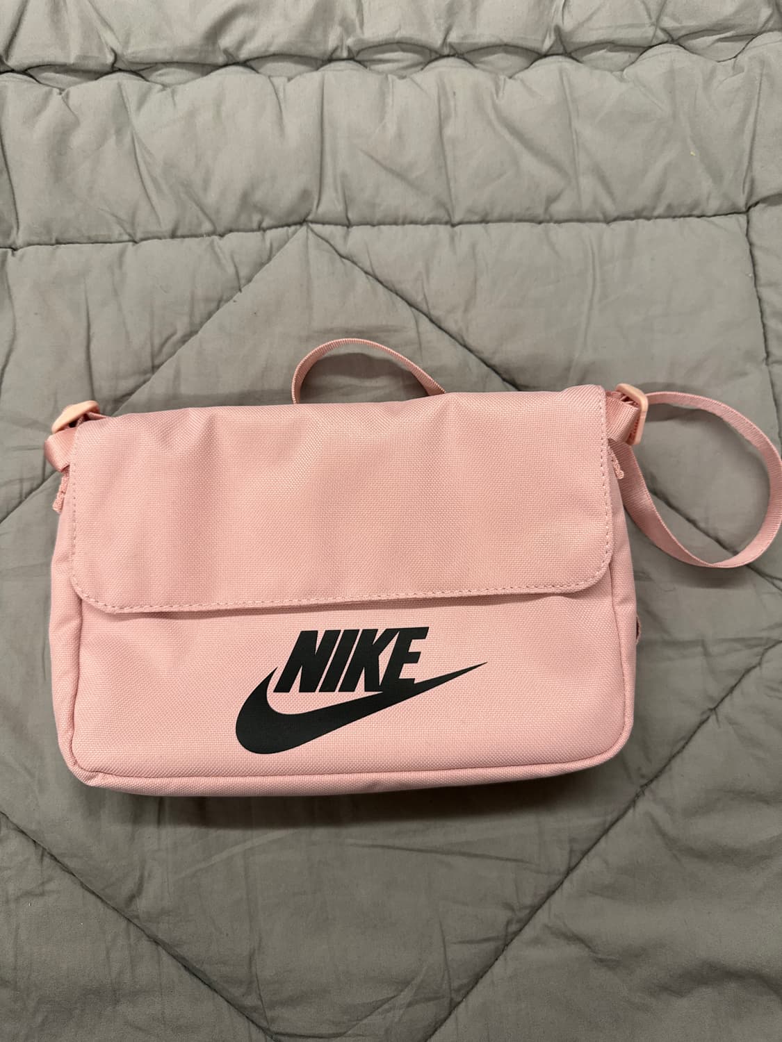 나이키 핑크 크로스백 상품이미지1