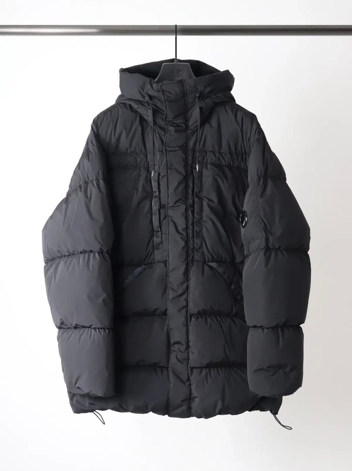 CP 컴퍼니 나이크라 롱 패딩 XL  (105~110) 상품이미지1