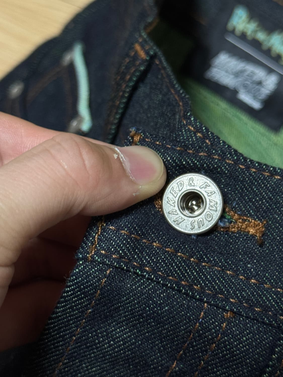 네이키드앤 페이머스 X 릭앤모티 상품이미지6