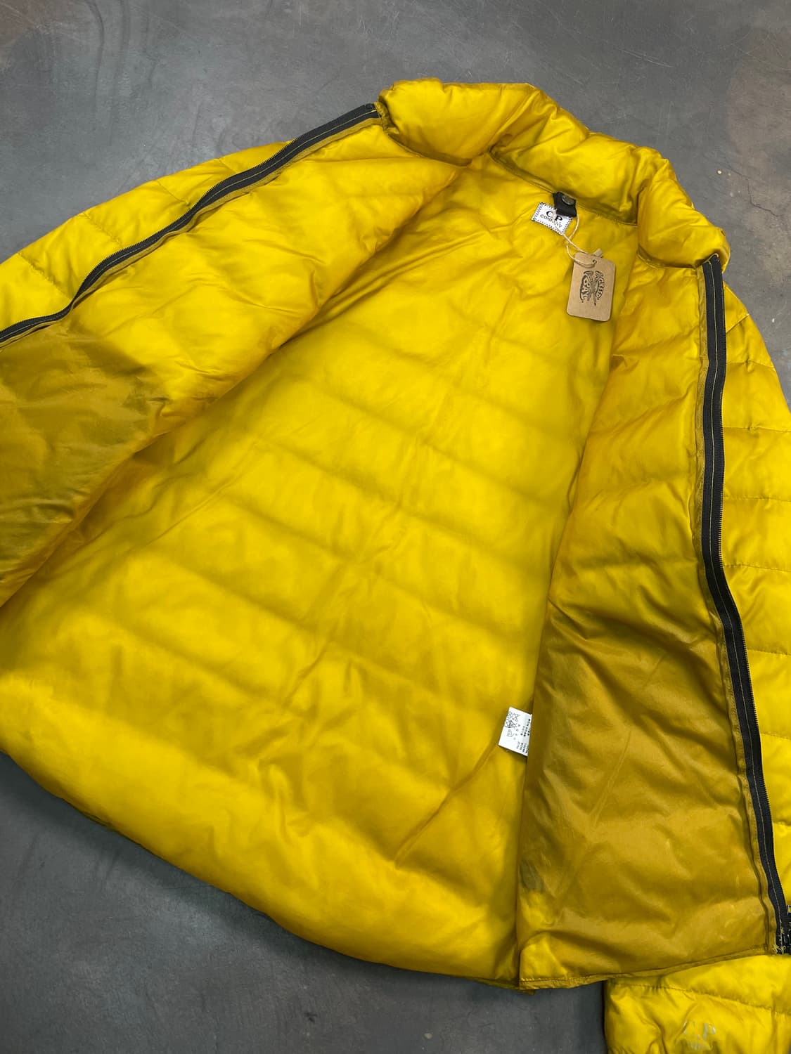 CP 컴퍼니 경량 패딩 상품이미지4