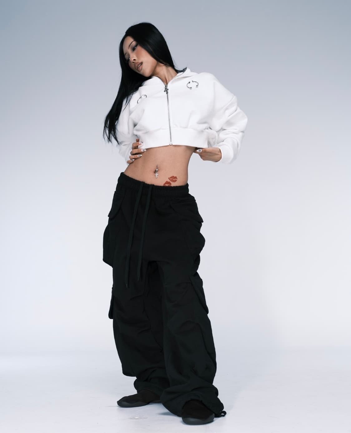 피어스드 엔젤 집업 상품이미지1