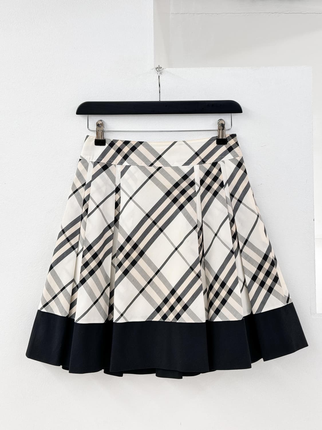 Burberry check skirts  상품이미지1