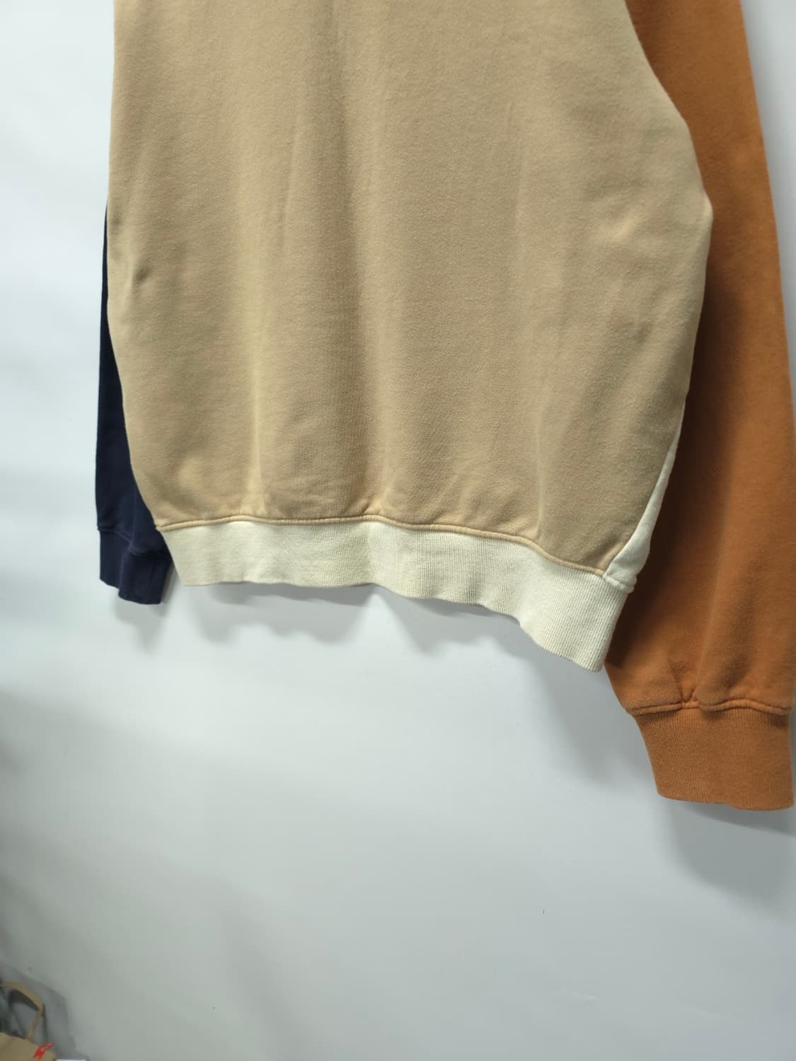 스튜디오 톰보이 배색 맨투맨 (여성 free) 상품이미지9