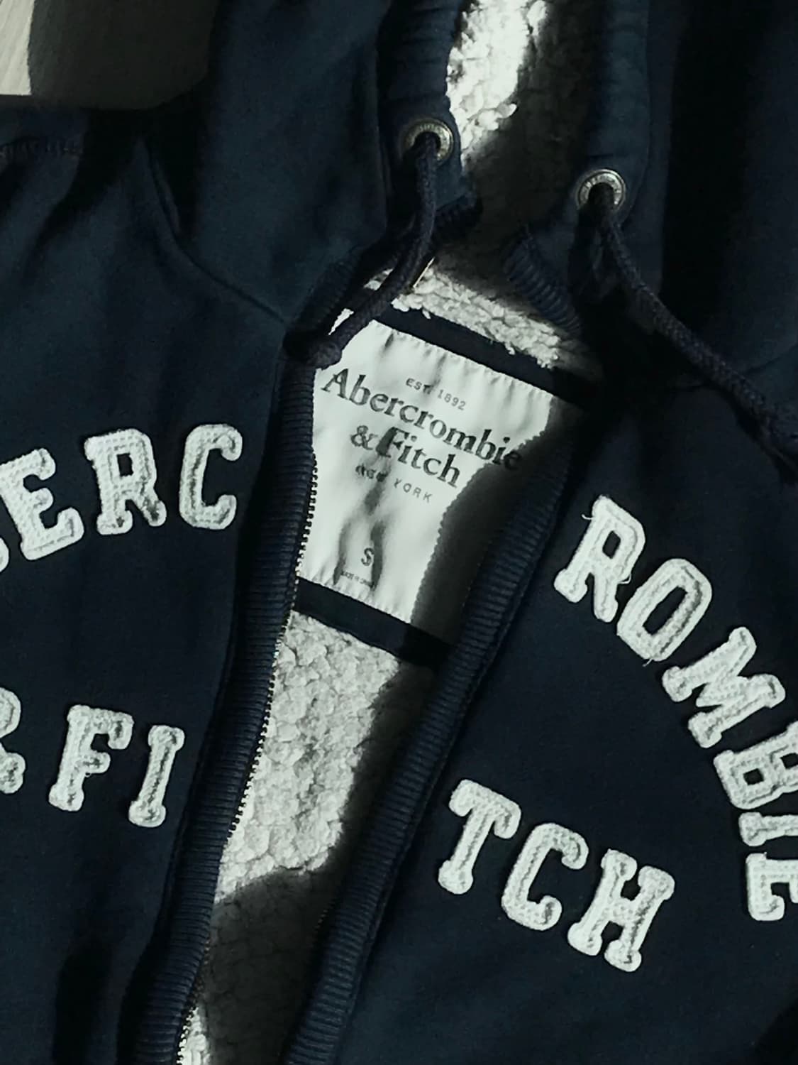 아베크롬비 스펠로고 울프죠 후드집업 상품이미지2