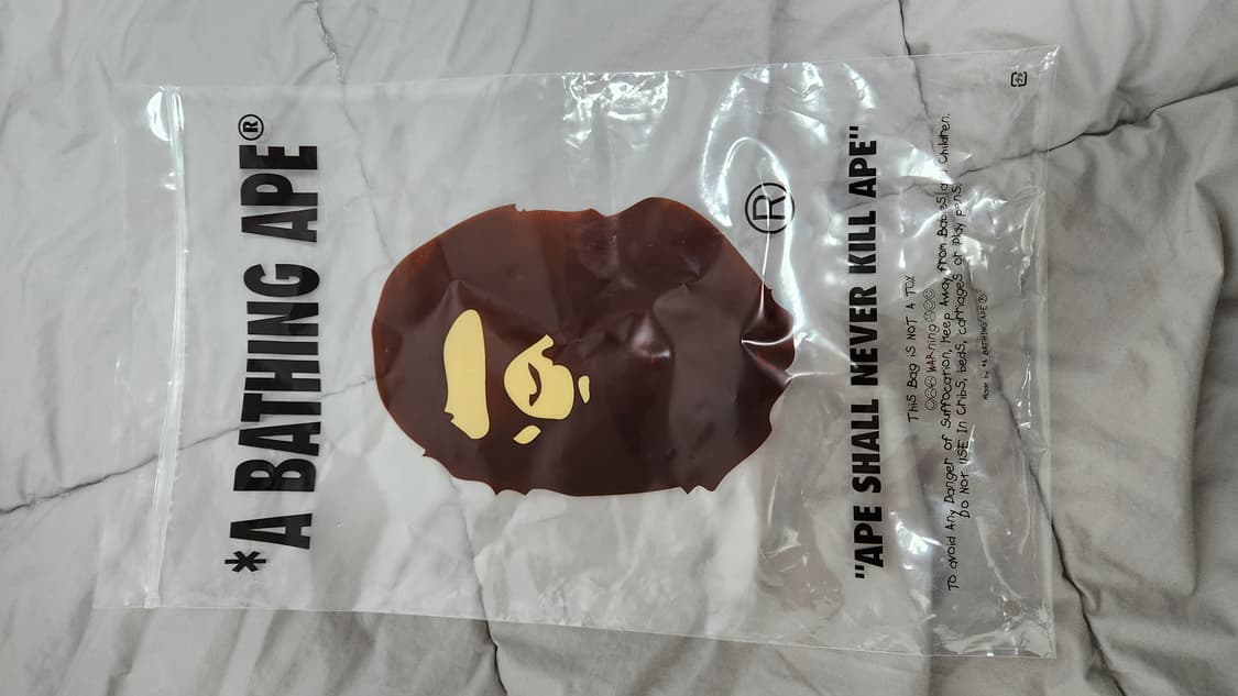 일본매장)베이프 마츠야마 에센셜 한정+새상품 상품이미지3