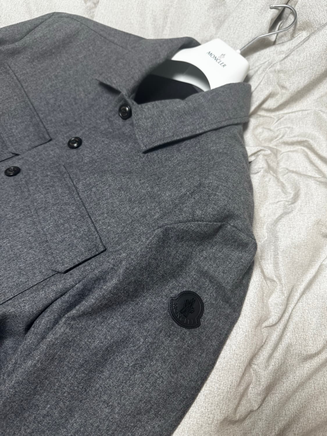 몽클레어 캐시미어 셔츠 셋업 (100, 31~32) 상품이미지1