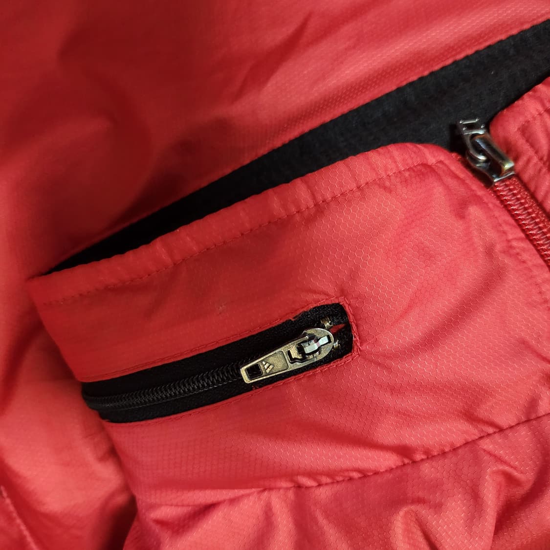 아디다스  바람막이 점퍼
●남녀공용  상품이미지5