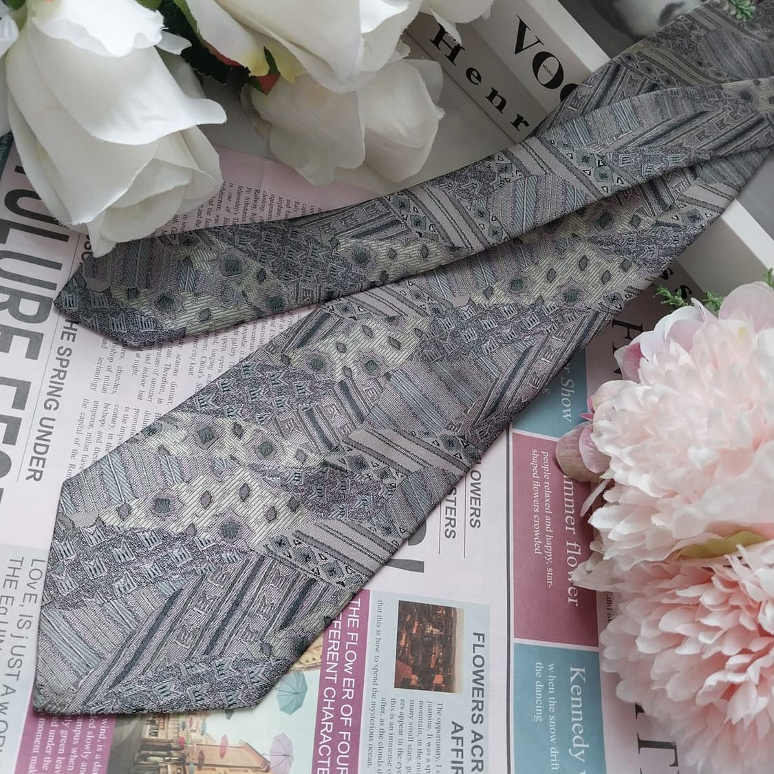 겐조 실크 그레이 지오메트릭 넥타이 9cm A~B등급 K1090
 상품이미지4