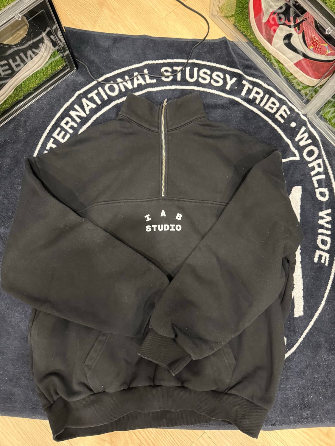 아이앱 반집업 니트 L사이즈 상품이미지1