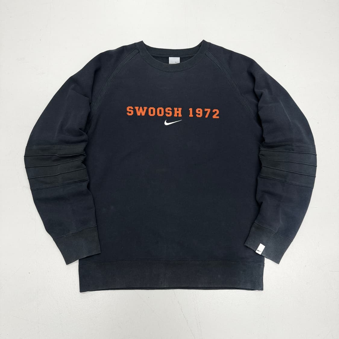 나이키 00s 스우시 올드스쿨 맨투맨 상품이미지2