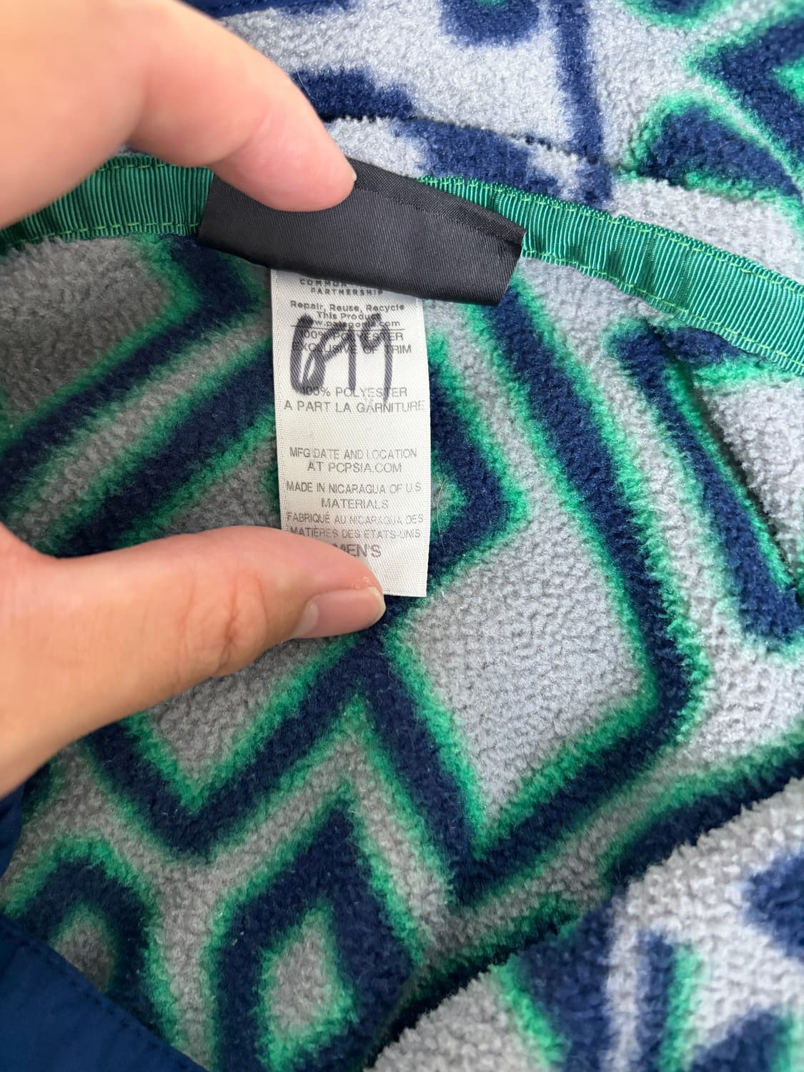 파타고니아 신칠라 M사이즈 판매합니다. 상품이미지5