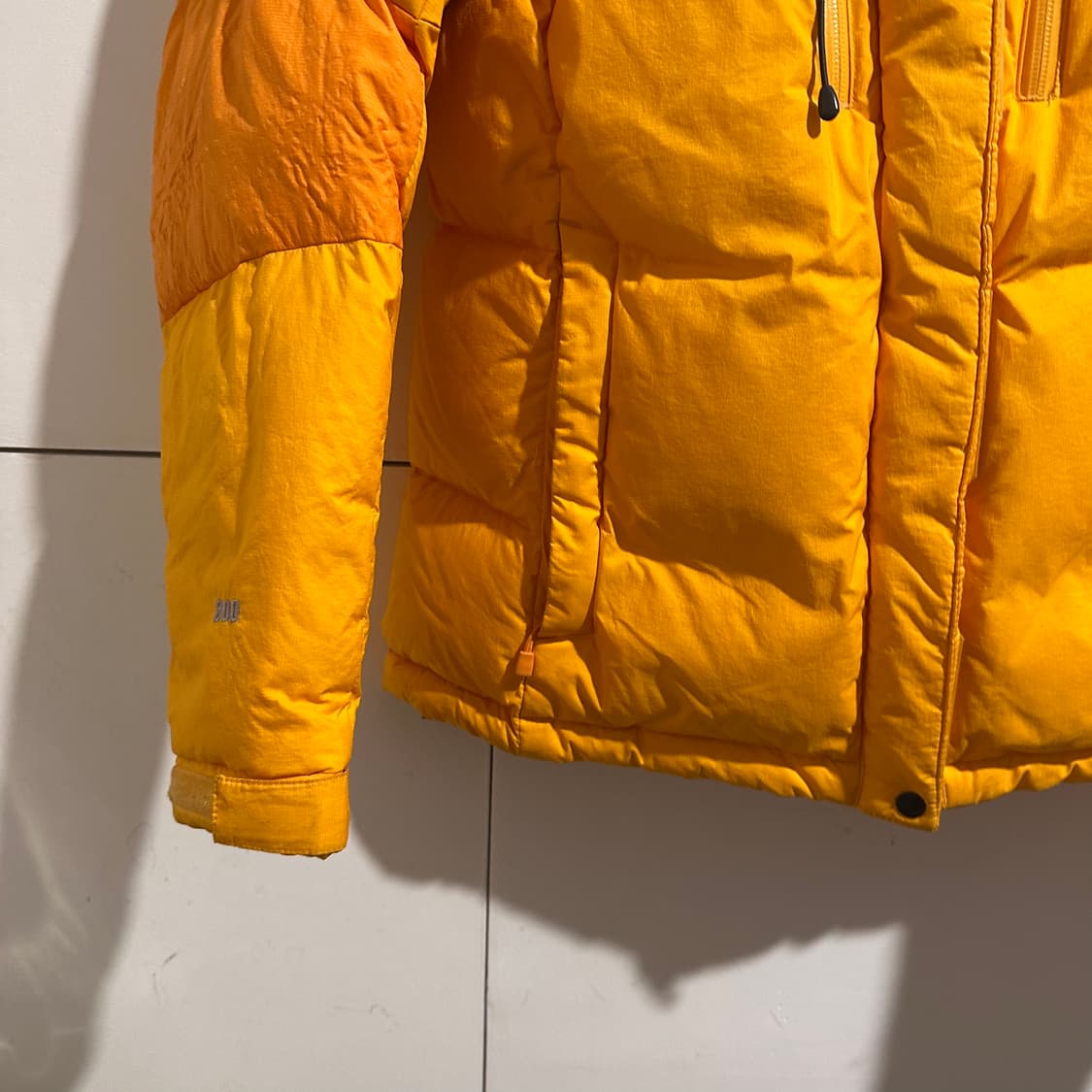 노스페이스 옐로우 패딩 상품이미지4