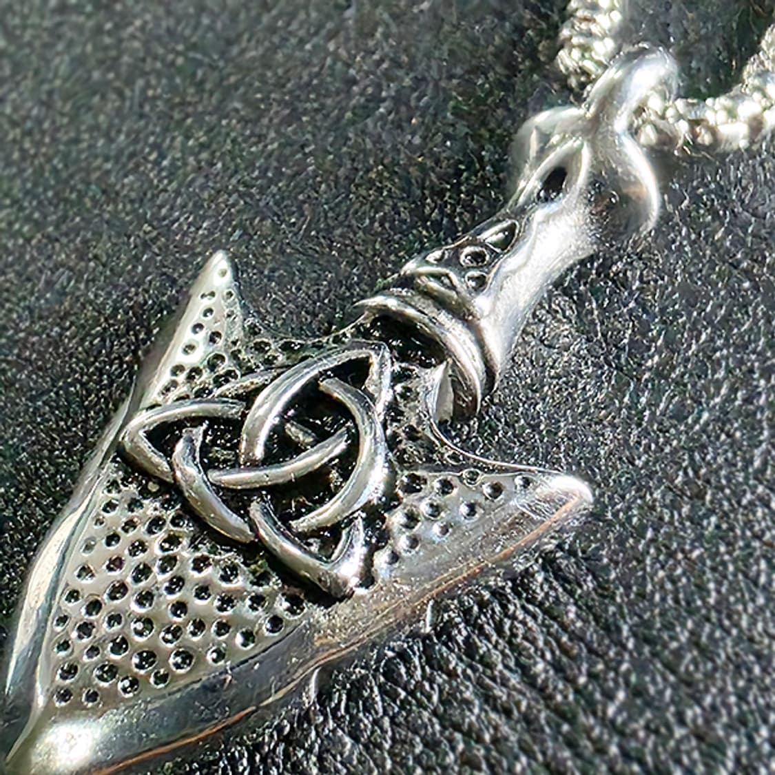 Kharu 티타늄 펜던트 빈티지 엔틱 고대 트리케트라 남자 목걸이 상품이미지3