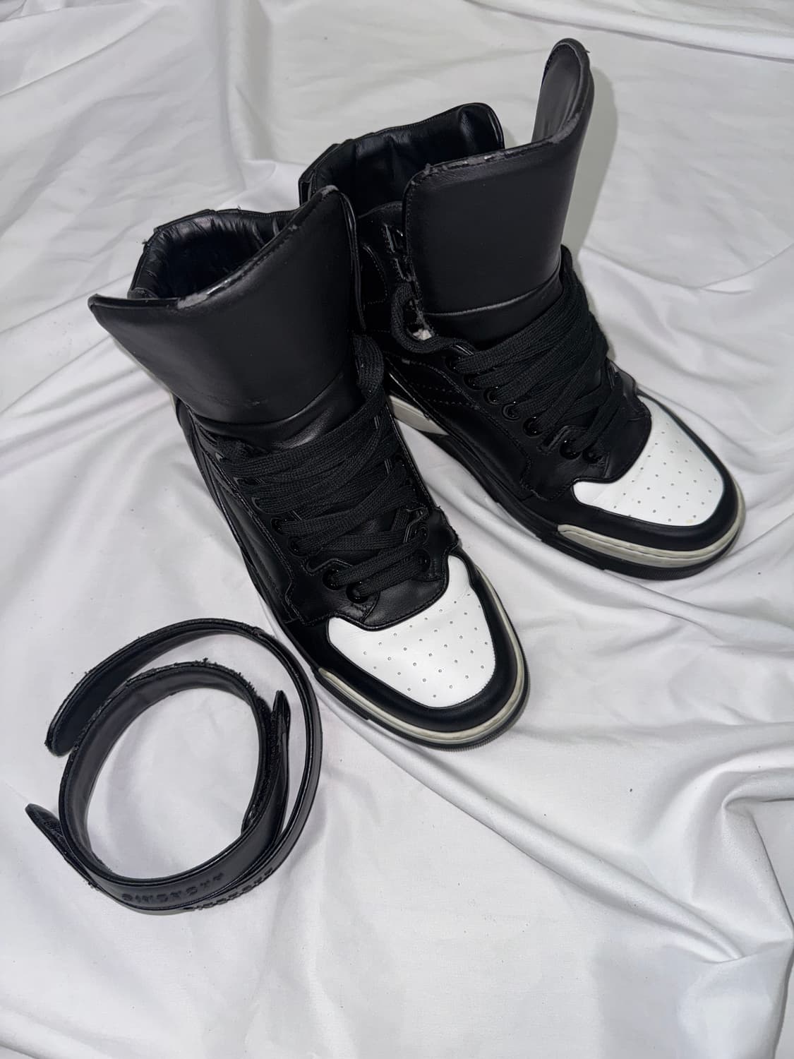 지방시 카프 스킨 타이슨 하이탑 상품이미지4