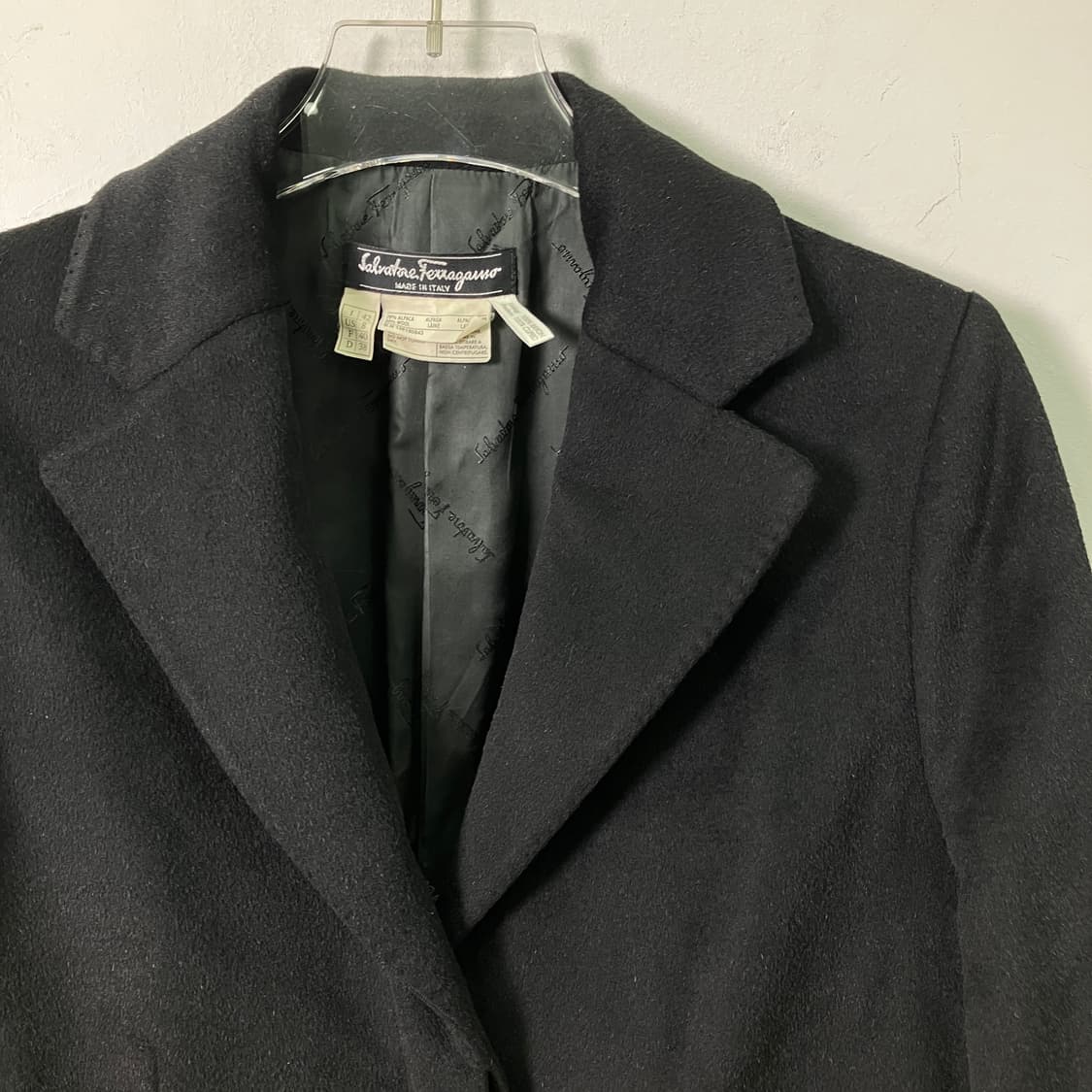 페라가모 블랙 울 알파카 히든 싱글 코트 42 상품이미지4