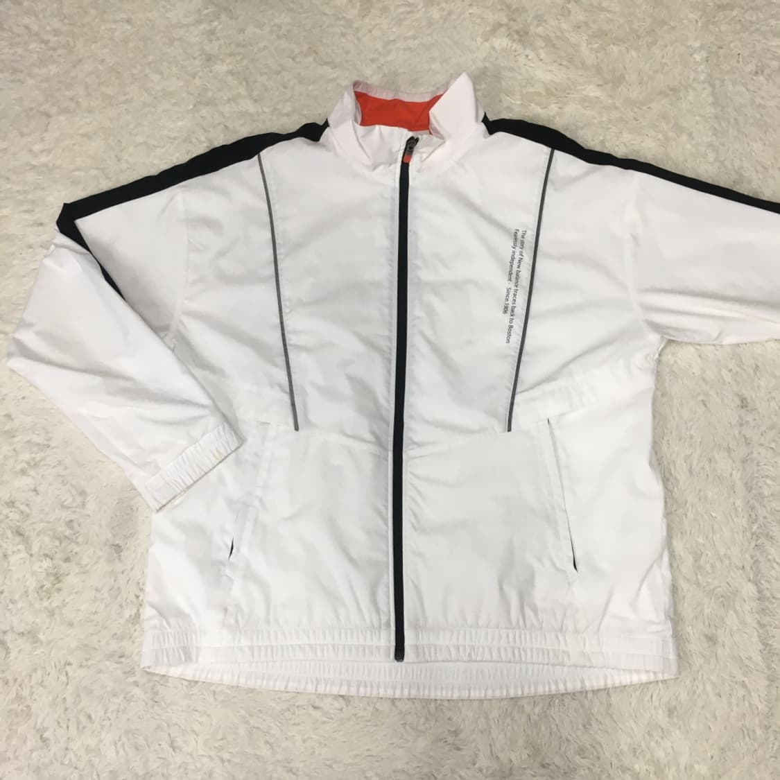 뉴발란스 바람막이자켓 CC29 상품이미지1