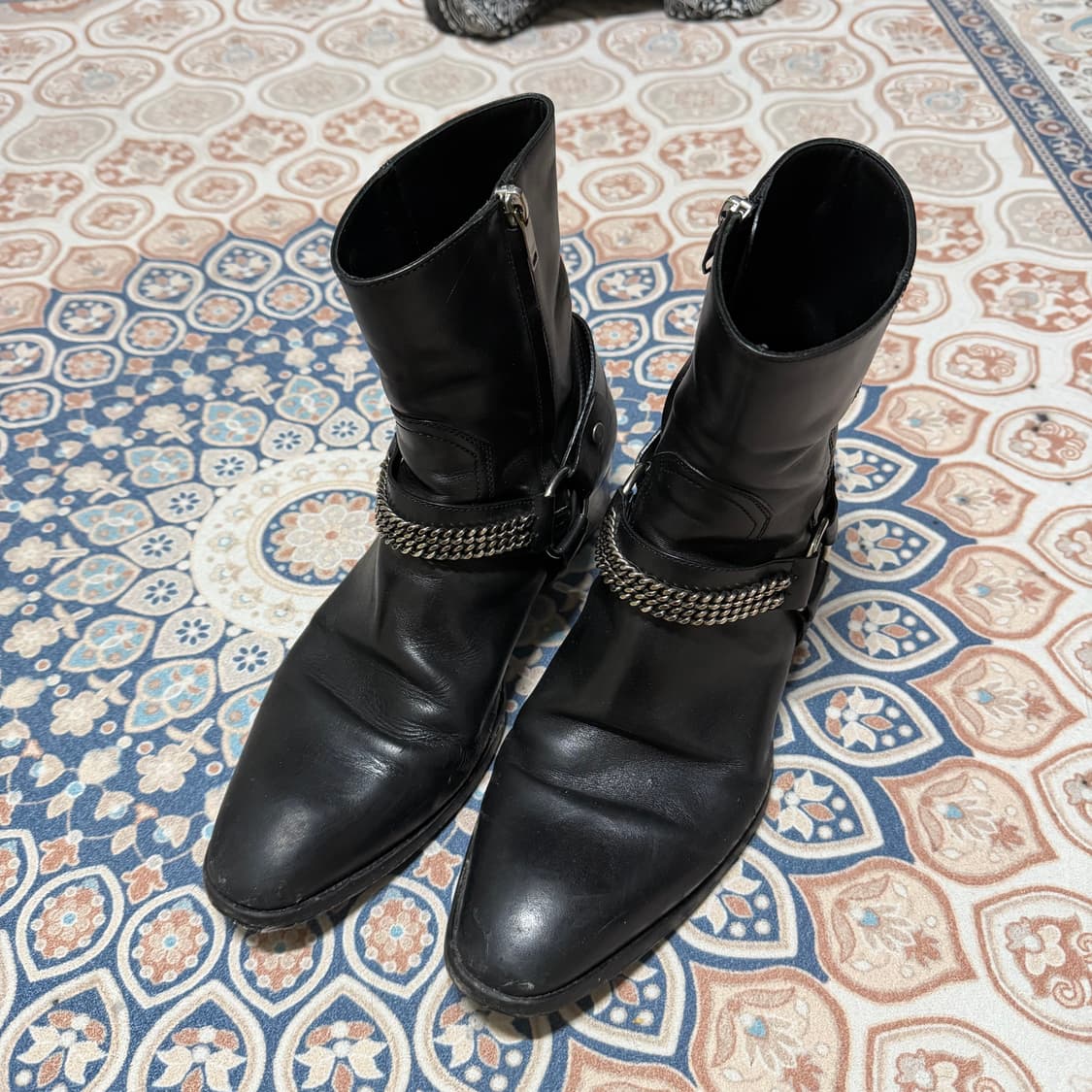 생로랑 체인하네스 부츠 상품이미지1