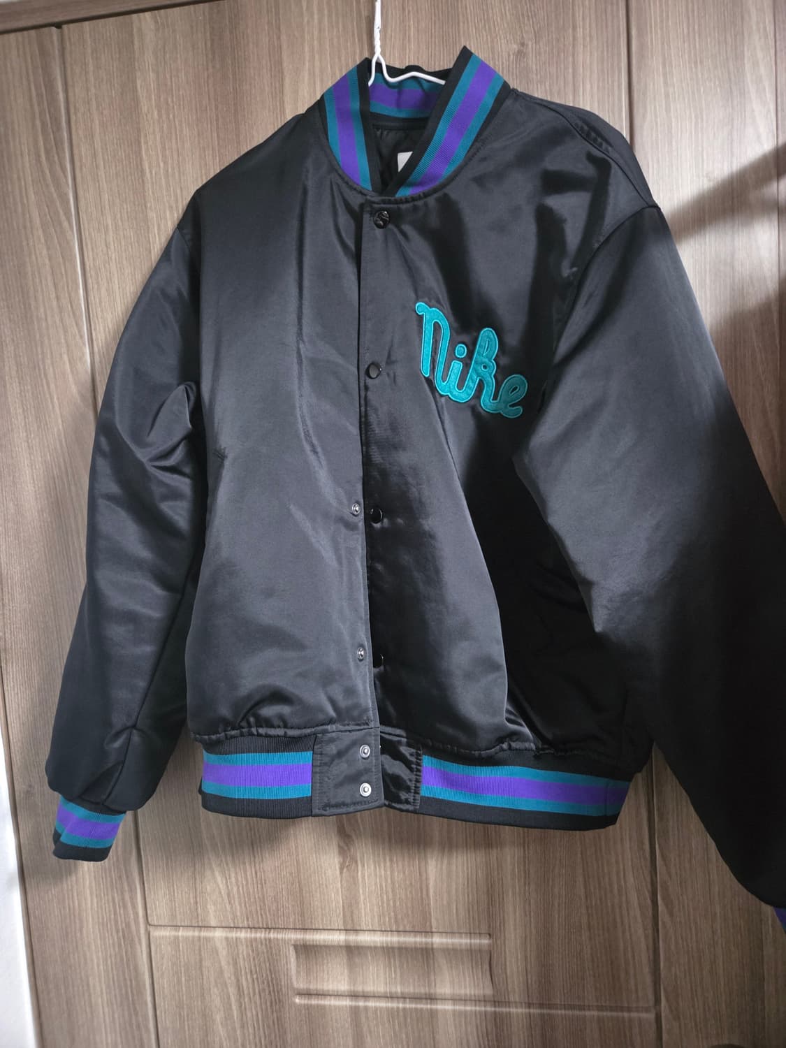 나이키 새틴 애슬레틱 덕아웃 자켓 100 상품이미지1