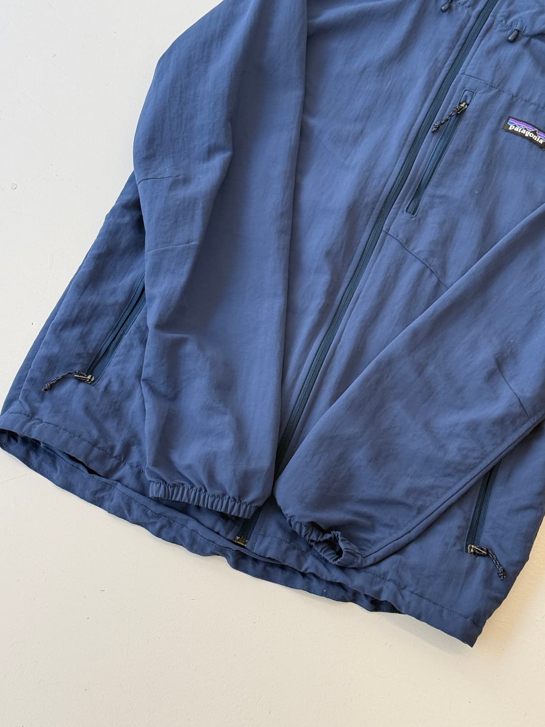 Patagonia 네이비 후디 윈드 자켓 상품이미지3