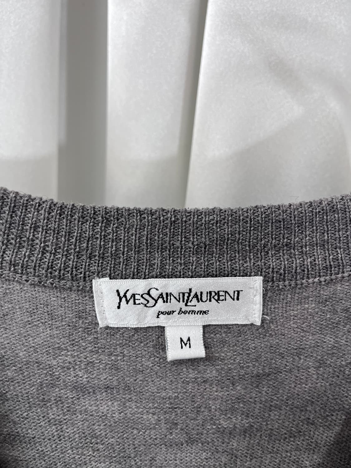 YVES SAINT LAURENT 상품이미지3
