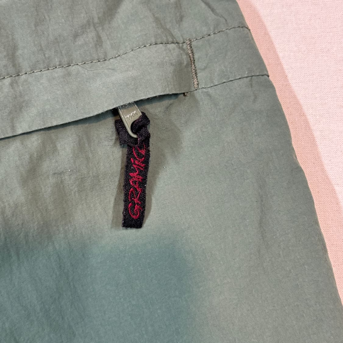 M) 그라미치 카키색 나일론 밴딩 반바지 상품이미지7