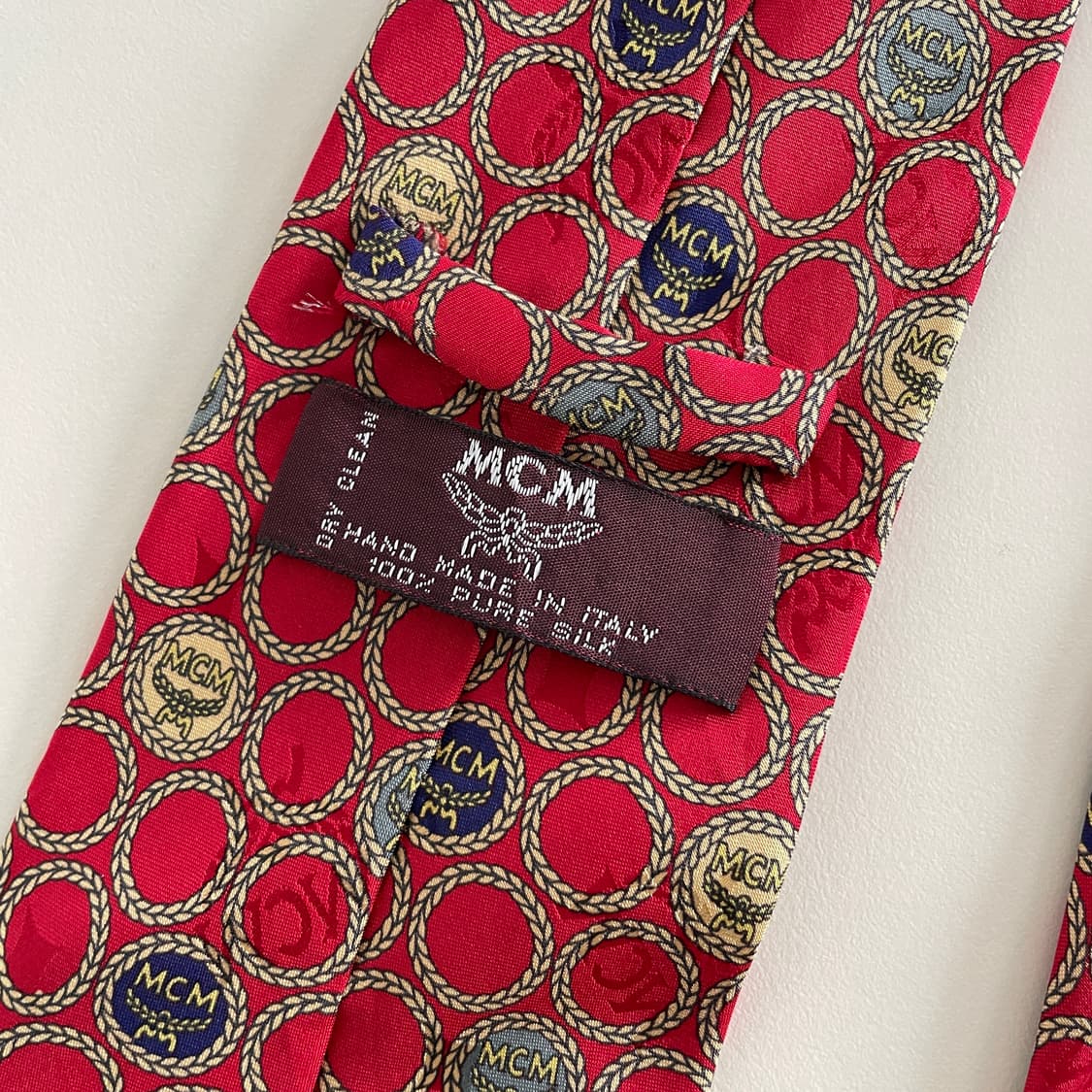 MCM 엠씨엠 레드 패턴 넥타이 상품이미지8
