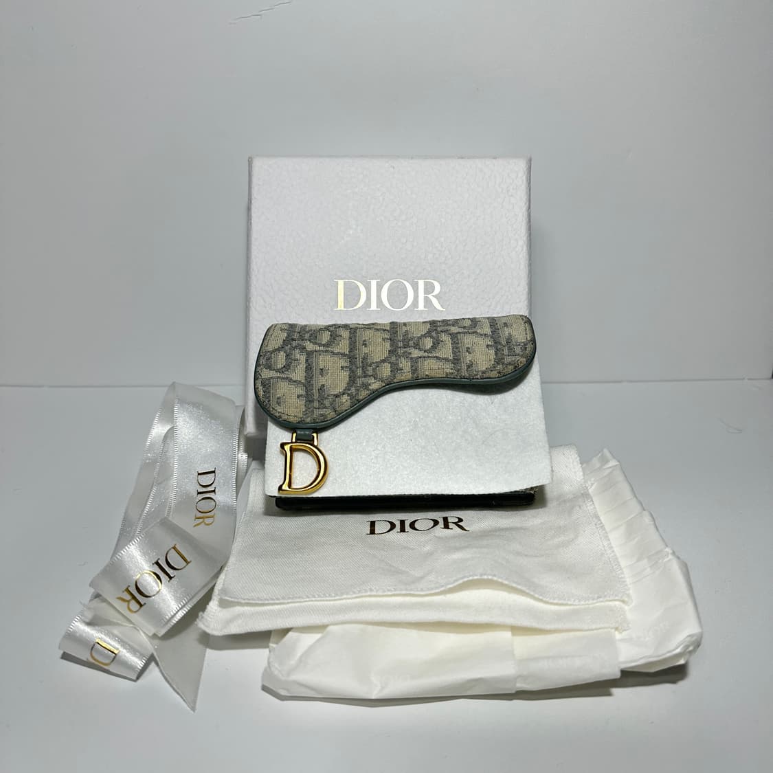 [A+/풀구성] 디올 오블리크 새들 플랩 카드지갑 그레이 상품이미지1