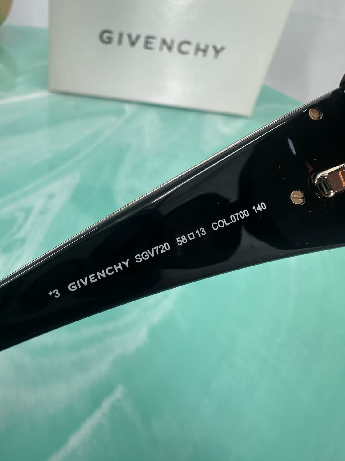 [새상품 무료배송] 하자 있음 - 지방시 선글라스 상품이미지7